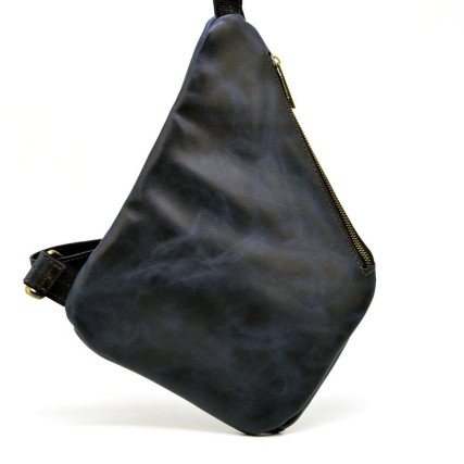 Кожаный рюкзак на одно плечо TARWA