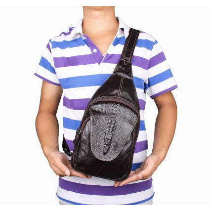 Кожаный рюкзак на одно плечо 7301Q Buffalo Bags коричневый – Фото 9