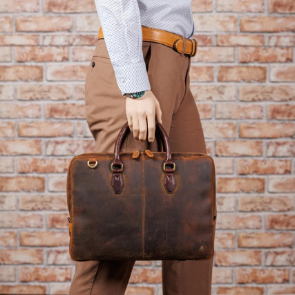 Мужской кожаный портфель Visconti Carl коричневый ML50 OIL TAN/BRN – Фото 8